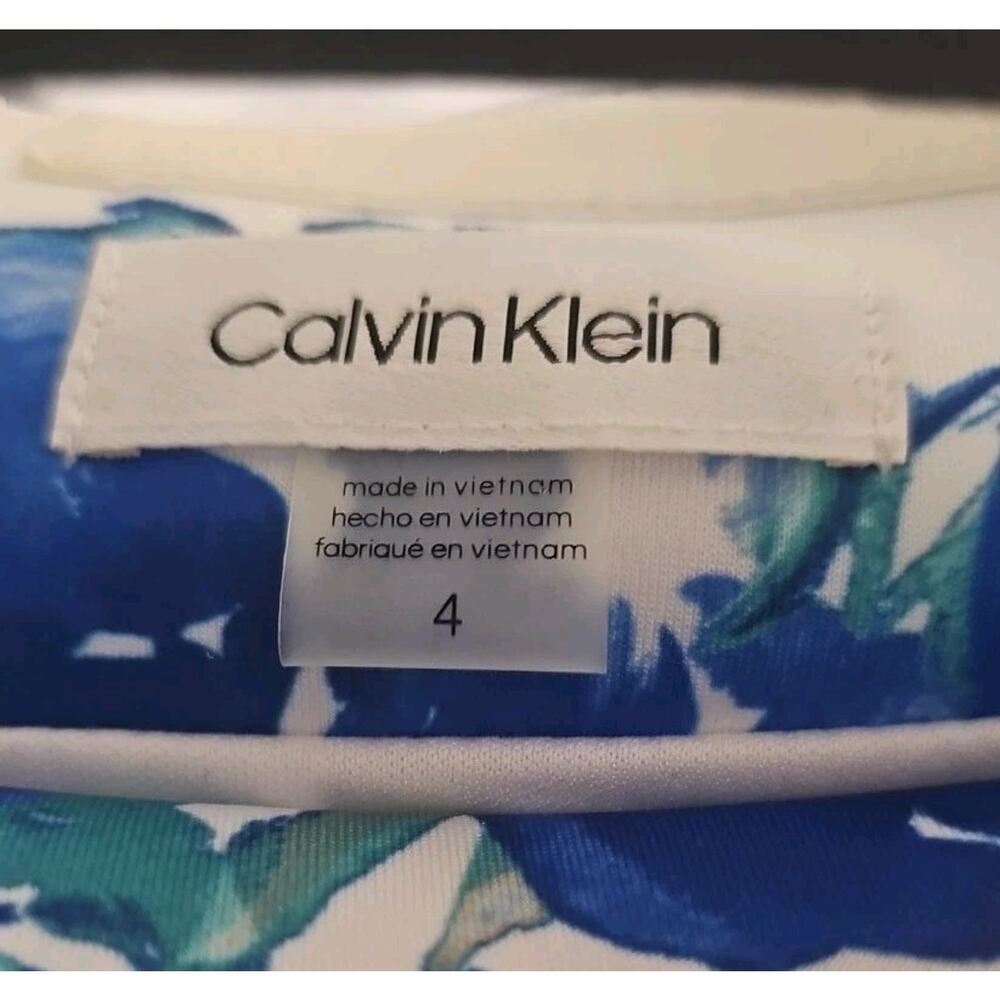 Calvin Klein White Fitted Boat Neck Dress With Blue Flowers Size 4 - Picture 6 of 6